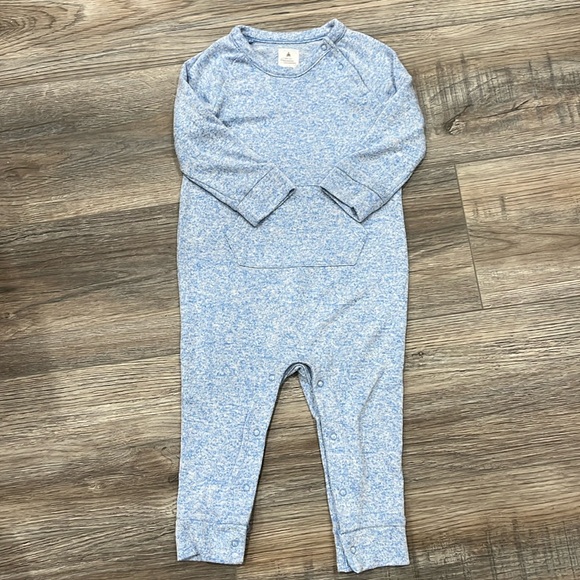 Gap Kanga Rompersuit - Picture 2 of 5